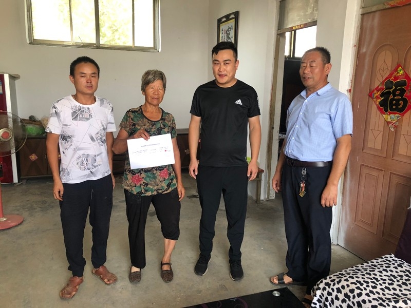 凝聚企業(yè)力量扛起扶貧責任